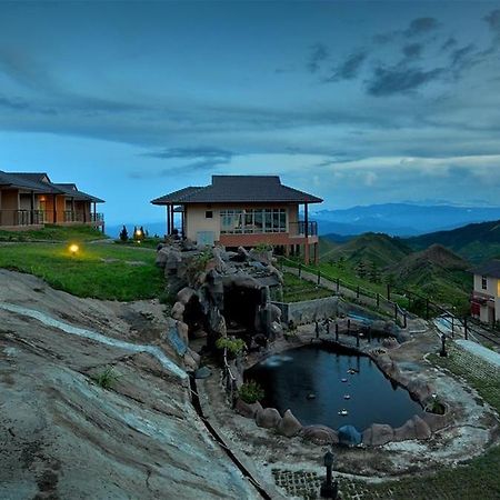 Dream World Resort Kundasang Ngoại thất bức ảnh